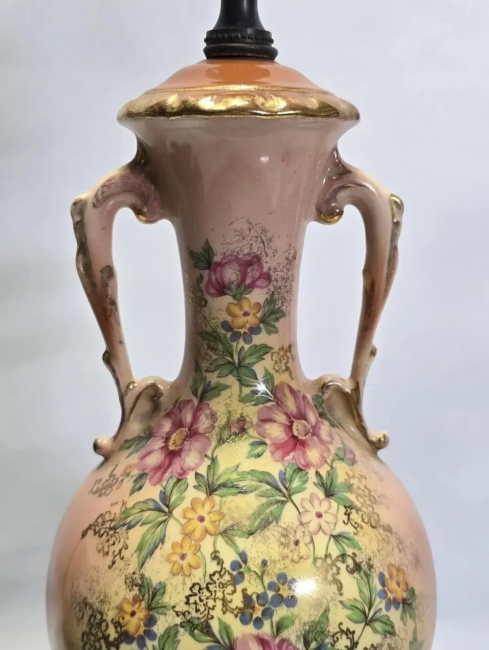 Vintage Beckwith China Hand Painted Floral Porcelain Table Lamp Gilt